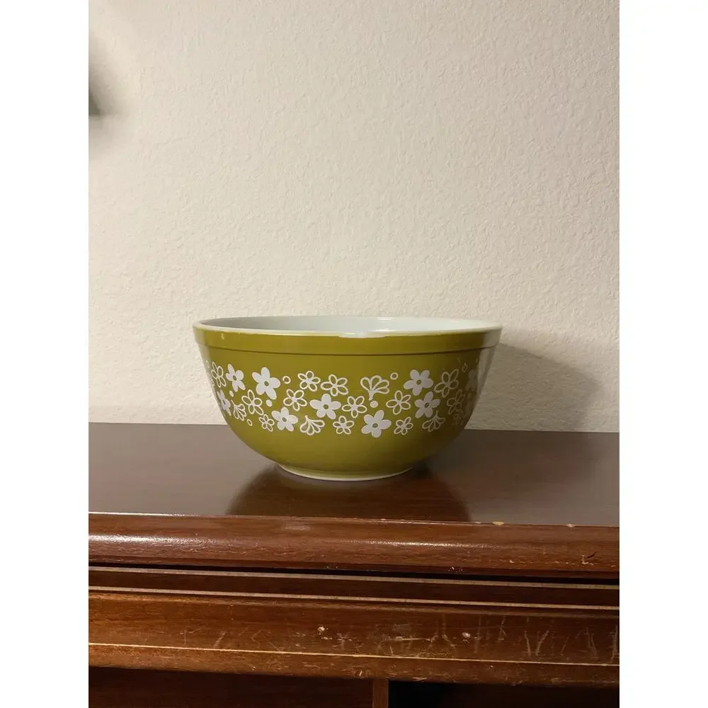 Pyrex vintage spring